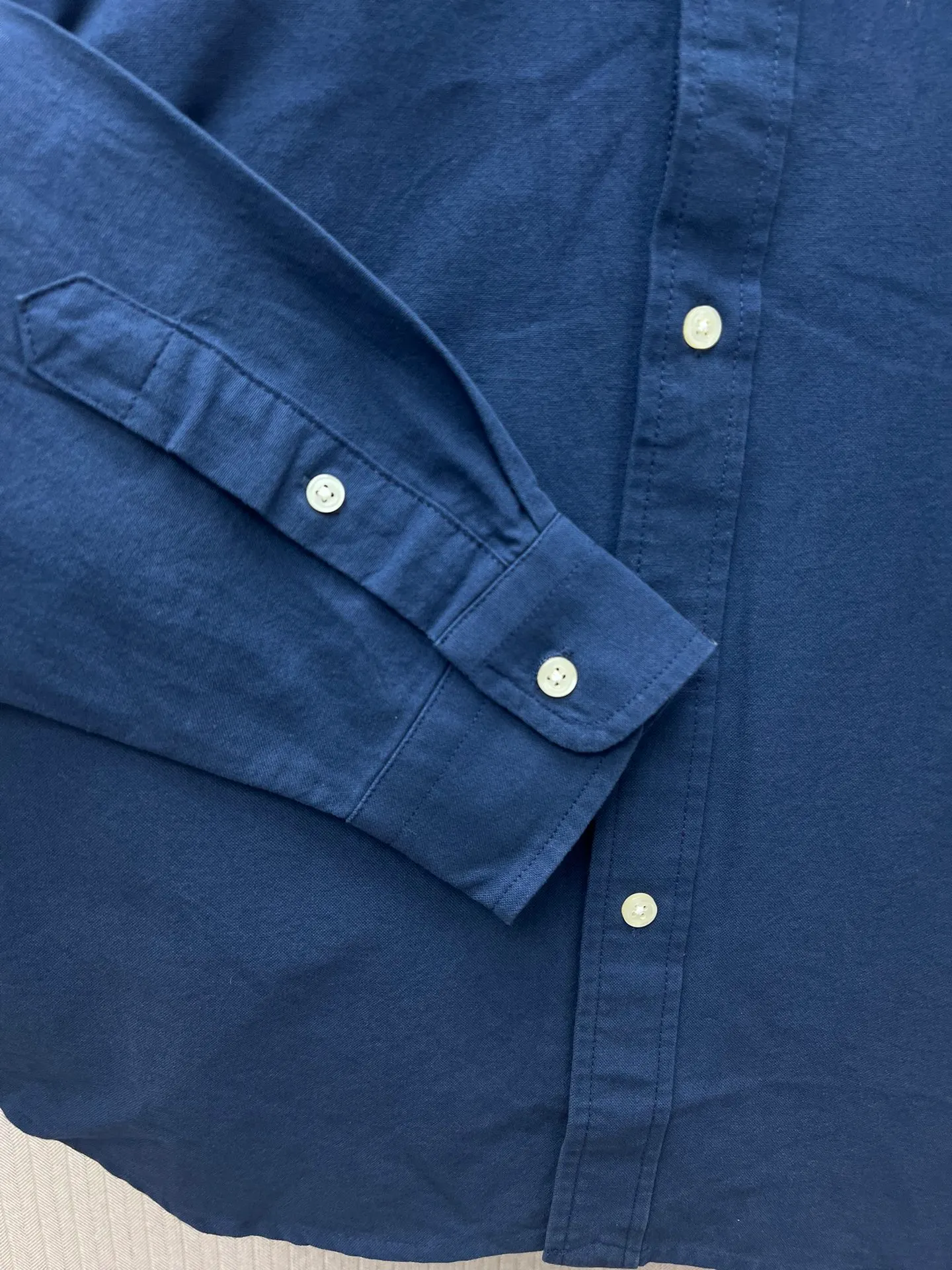 P430 Polo 25ss new solid color logo embroidered buttoned long-sleeved shirt men's high version code number: XS.S.M.L.XL.